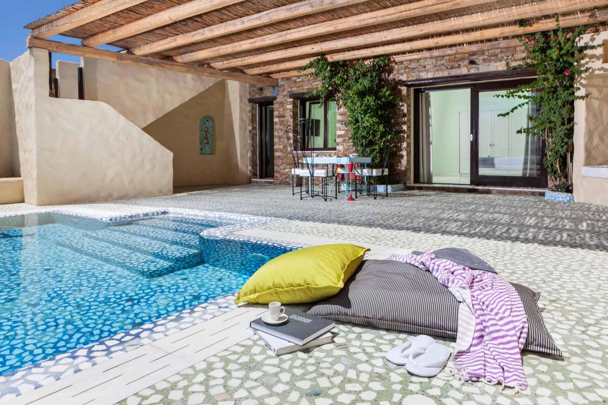 Agalia Luxury Suites Koumpara Rum bild